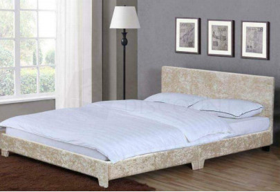La vue moderne de lit en bois du Roi Size Fabric Velvet Microfiber boutonnent orner