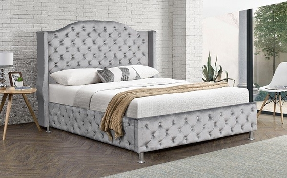 Tête de lit tuftée adaptée aux besoins du client de bouton de tissu de velours de lit du Roi Size Upholstered Platform haute