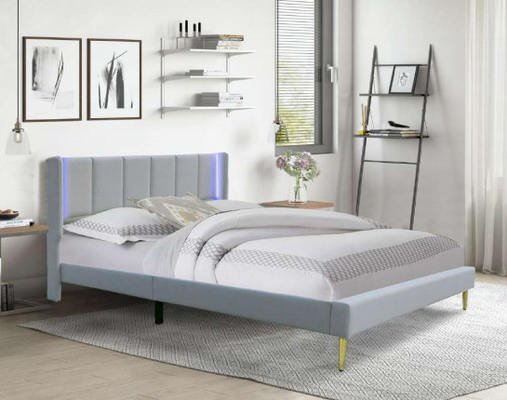 Lit de plate-forme tapissé fait main en gros avec la tête de lit légère colorée