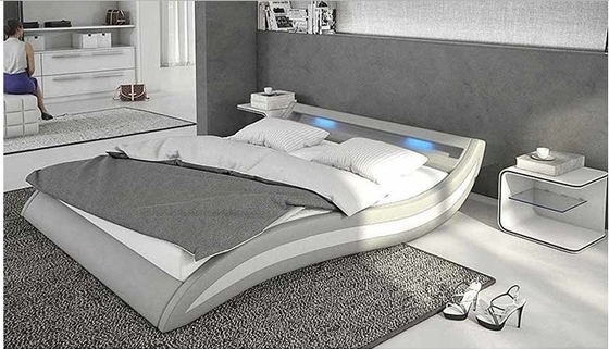 Moderne style LED Lumière cuir Lit rembourrée Pour chambre