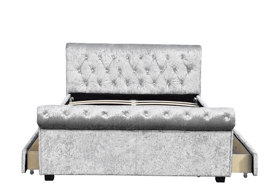 Lit de rangement en tubes de taille King Chesterfield avec quatre tiroirs