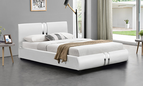 Lit tapissé par 6ft en cuir de Faux