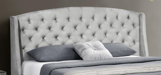 Le lit tapissé de contreplaqué de Wingback encadrent le roi foncé de Grey Velvet Wing Headboard Queen